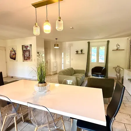 Caporizon - Puy D'aiguillon- Piscine - 6 Personnes Ferienhaus *