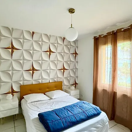 Ferienhaus Caporizon - Puy D'aiguillon- Piscine - 6 Personnes