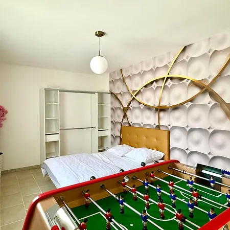 Caporizon - Puy D'aiguillon- Piscine - 6 Personnes *