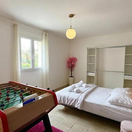 Ferienhaus Caporizon - Puy D'aiguillon- Piscine - 6 Personnes *